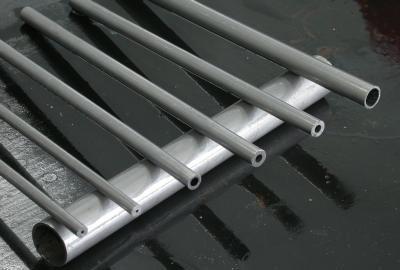 概念不锈钢管是一种中空的长形钢管